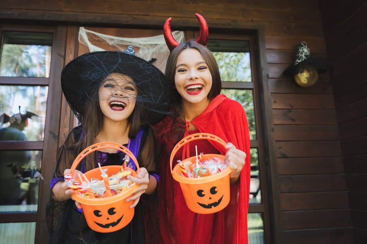 Halloween-Candy-and-Your-Braces